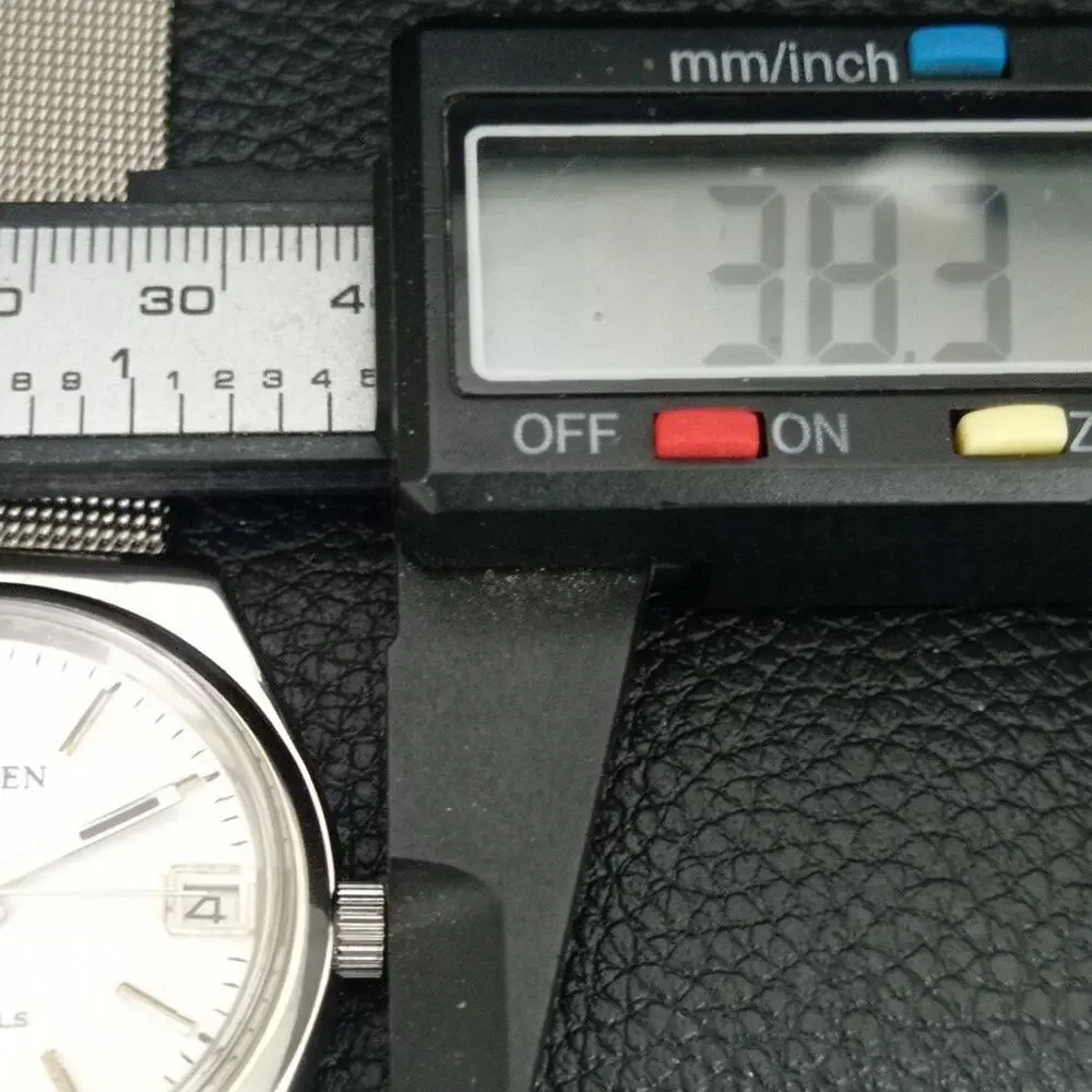 Vintage 1973 Citizen Manual Wound Mens Silver Watch W/Date & Silver accents